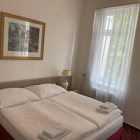 Romania 3* KLV