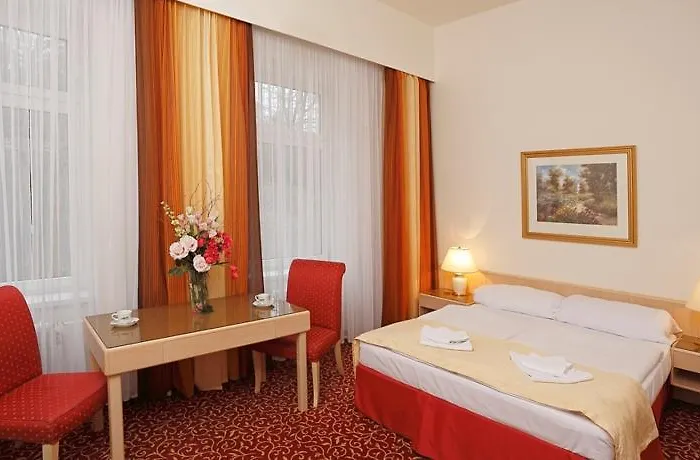 Hotell Romania