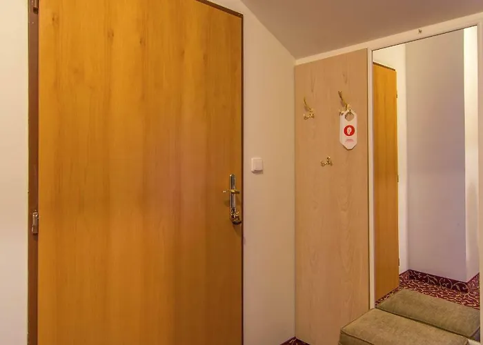 Romania Hotel 3*